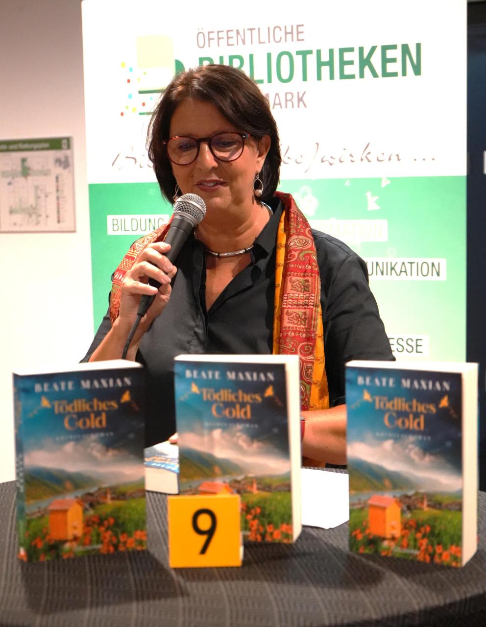 Krimilesung mit Beate Maxian